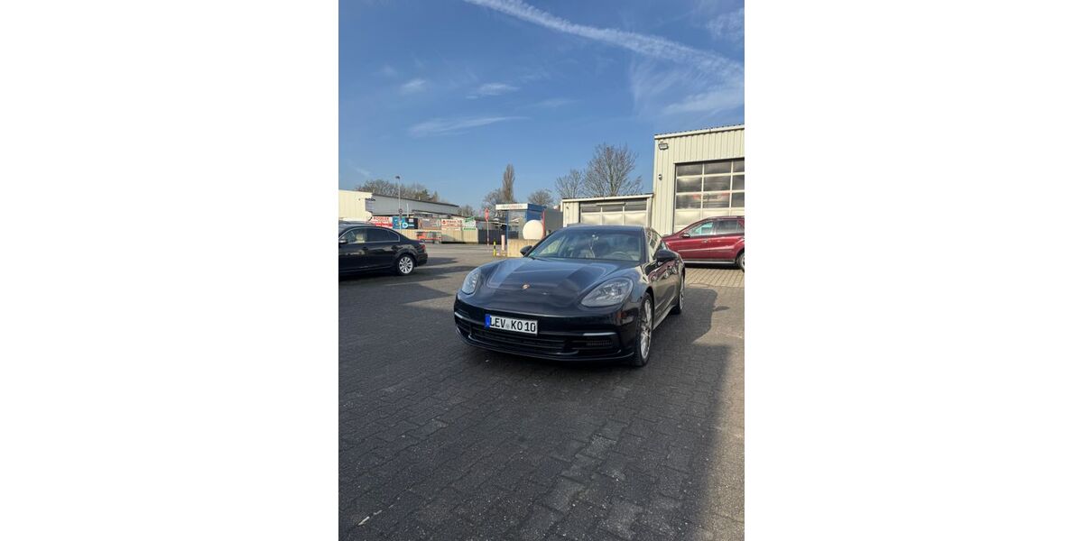 Porsche Panamera 81.491 km 78.890 &euro; Leverkusen - Quettingen 51381