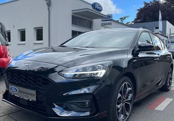 Ford Focus 20.000 km 26.890 &euro; Krefeld 47839