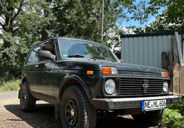 Lada Nova 68.400 km 6.250 &euro; Meerbusch 40670