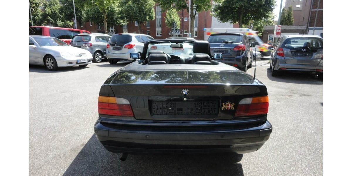 BMW 318i Exclusiv Edition Klimatr.Leder SHZ PDC 220.000 km 5.900 &euro; Neuss 41462