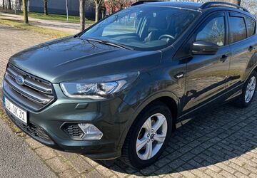 Ford Kuga 113.200 km 18.000 &euro; Duisburg 47228