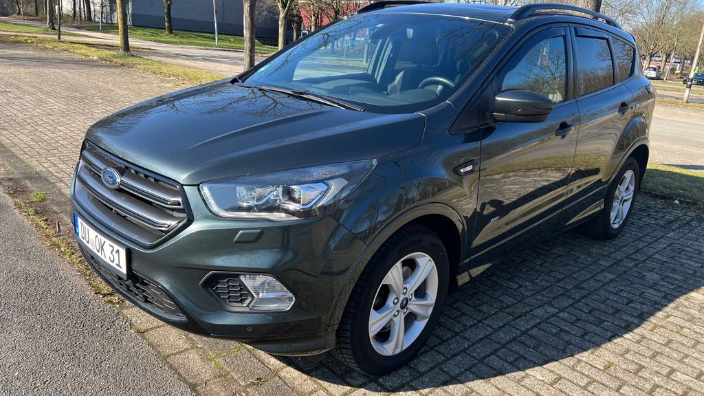Ford Kuga 113.200 km 18.000 &euro; Duisburg 47228
