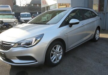 Opel Astra Edition 1,4 Klimatr. SHZ PDC Allwetter Top 90.000 km 8.990 &euro; Neuss 41462