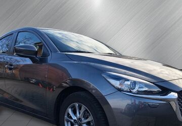 Mazda 2 32.032 km 13.990 &euro; Mülheim 45473