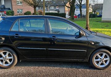 Toyota Corolla 112.599 km 3.800 &euro; Oberhausen 46149