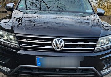VW Tiguan 128.000 km 20.950 &euro; Neuss 41469