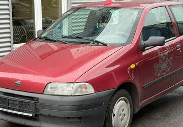 Fiat Punto 133.500 km 699 &euro; Krefeld 47809