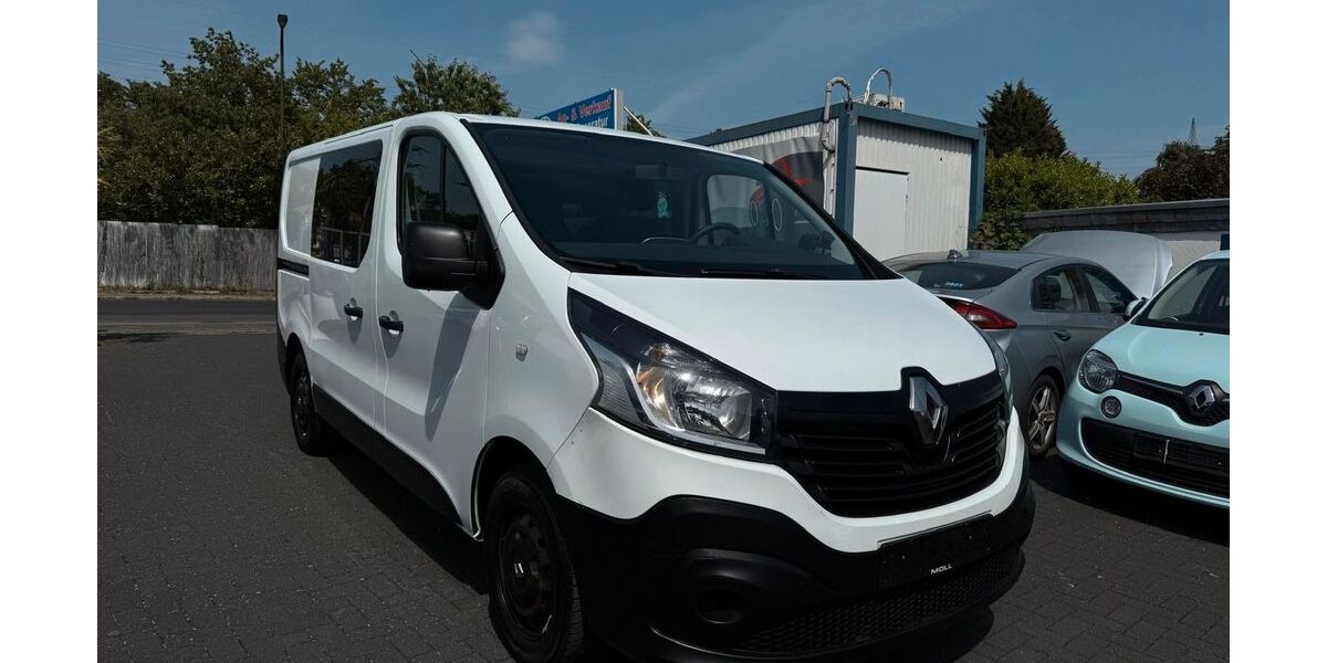 Renault Trafic 300.182 km 6.100 &euro; Düsseldorf 40627