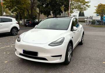 Tesla Model Y 44.100 km 36.500 &euro; Düsseldorf 40237