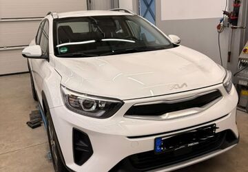 Kia Stonic 37.100 km 16.500 &euro; Moers 47447