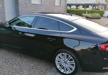 Audi A5 129.000 km 22.999 &euro; D 40239