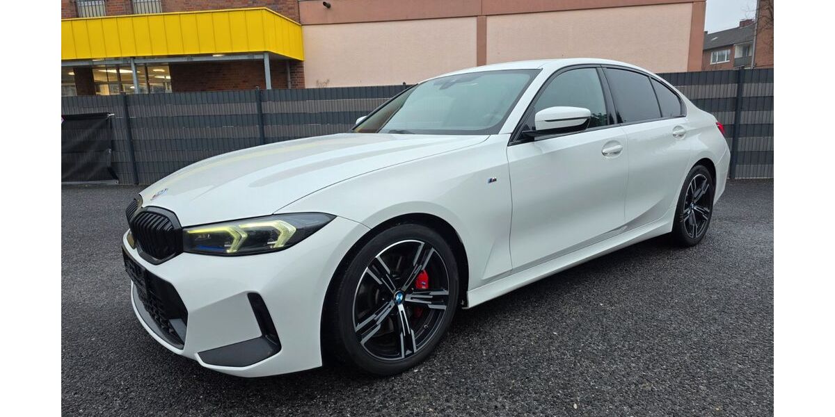 BMW 330 175.000 km 31.499 &euro; Neuss 41462