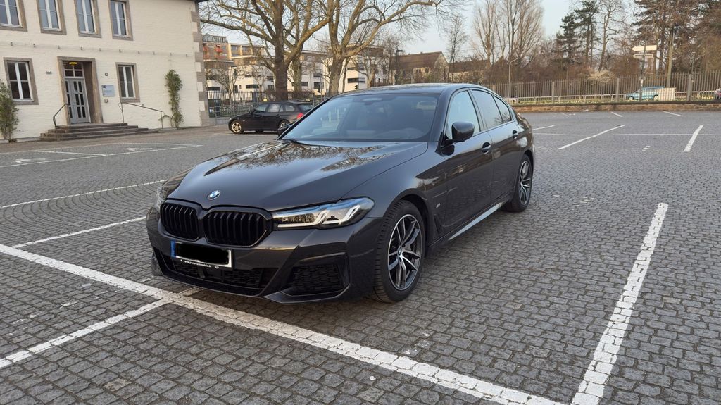 BMW 540 85.000 km 43.300 &euro; Düsseldorf 40474
