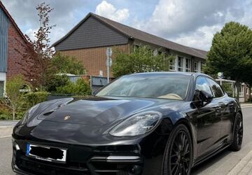 Porsche Panamera 144.000 km 59.950 &euro; Mülheim an der Ruhr 45470