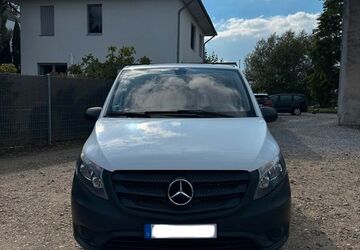 Mercedes-Benz Vito 170.250 km 11.200 &euro; Düsseldorf 40221