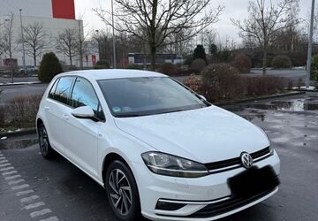 VW Golf 275.000 km 9.700 &euro; Düsseldorf 40591