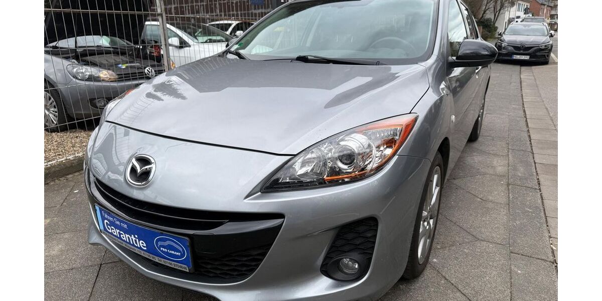 Mazda 3 88.400 km 7.850 &euro; Mönchengladbach - Odenkirchen 41199