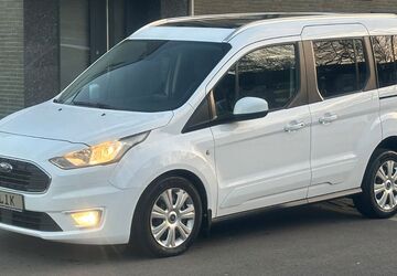 Ford Tourneo Connect 155.000 km 14.990 &euro; Duisburg 47138