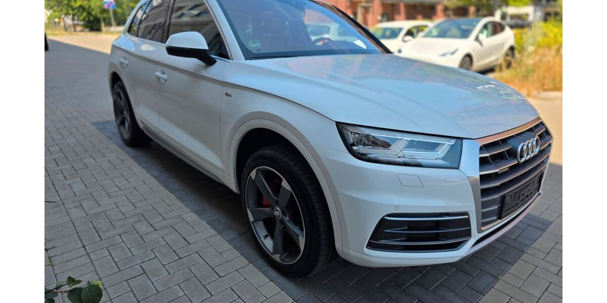 Audi Q5 110.000 km 25.800 &euro; Düsseldorf 40549