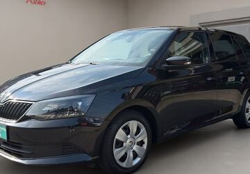 Skoda Fabia 174.966 km 6.490 &euro; Düsseldorf 40235
