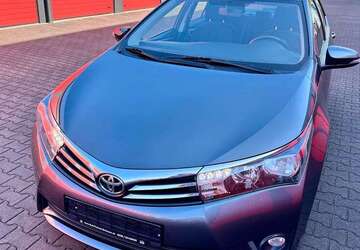 Toyota Corolla 94.649 km 13.300 &euro; Oberhausen 46145