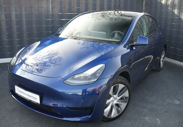 Tesla Model Y 42.618 km 30.499 &euro; Dormagen 41539