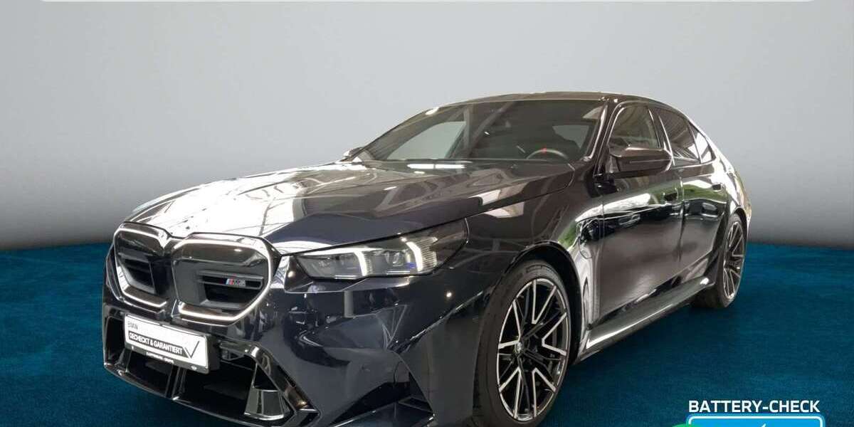 BMW M5 29.563 km 114.950 &euro; Duisburg 47053