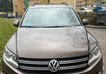 VW Tiguan 185.000 km 7.999 &euro; Düsseldorf 40233