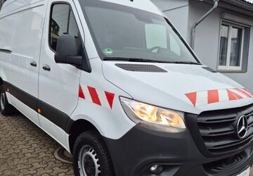 Mercedes-Benz Sprinter 196.000 km 22.990 &euro; Düsseldorf 40591
