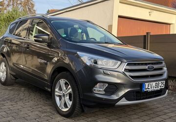 Ford Kuga 77.000 km 11.599 &euro; Leverkusen 51381