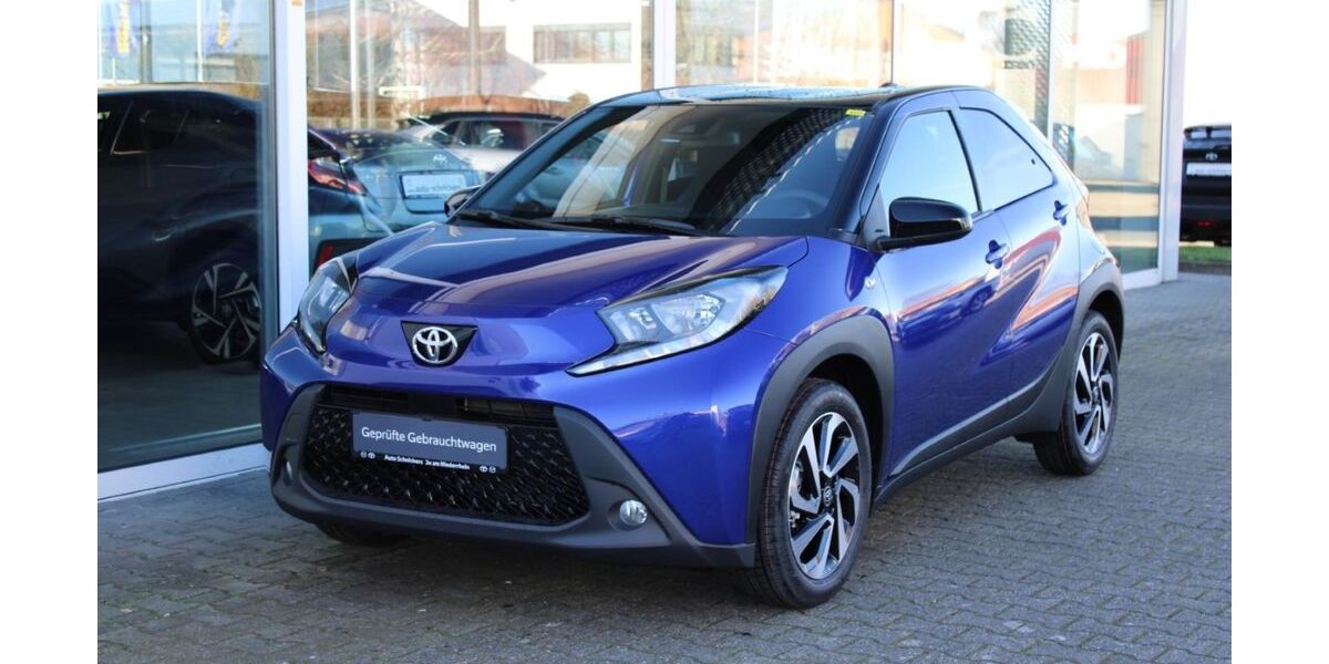 Toyota Aygo (X) 3.339 km 18.242 &euro; Moers 47441
