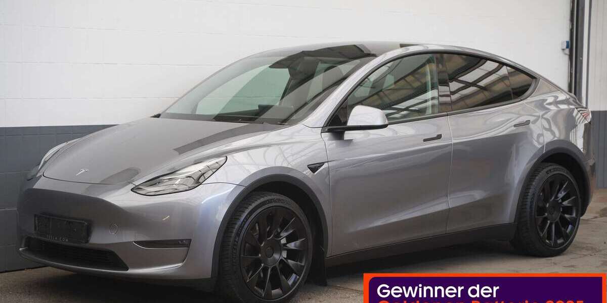 Tesla Model Y 73.396 km 36.950 &euro; Mönchengladbach 41236
