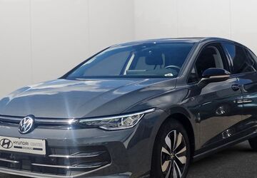 VW Golf 9.067 km 28.490 &euro; Düsseldorf 40233