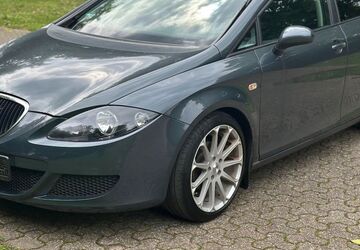 Seat Leon 182.370 km 1.099 &euro; Oberhausen 46149