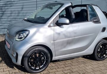 Smart ForTwo 28.500 km 16.900 &euro; Mönchengladbach Bökelberg 41063
