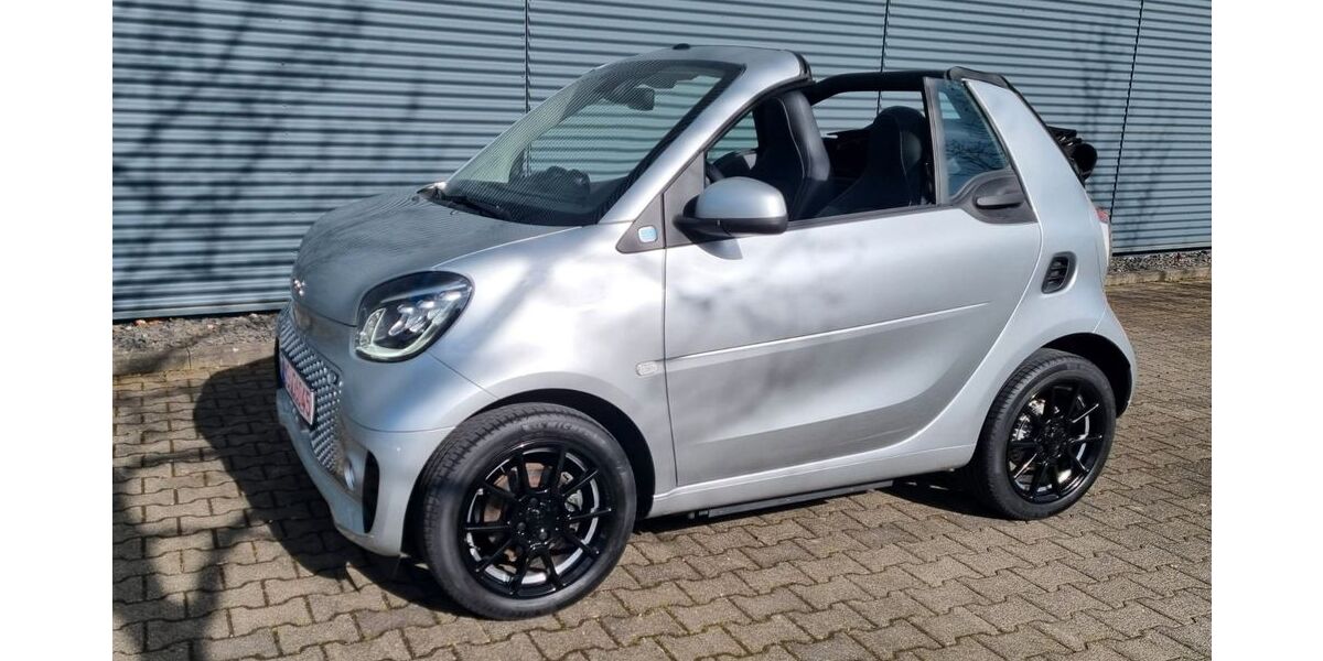 Smart ForTwo 28.500 km 16.900 &euro; Mönchengladbach Bökelberg 41063