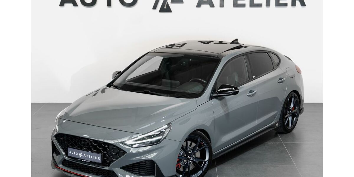 Hyundai i30 64.000 km 29.990 &euro; Remscheid 42855