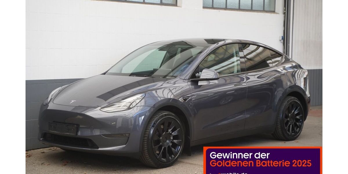 Tesla Model Y 33.954 km 37.950 &euro; Mönchengladbach 41236
