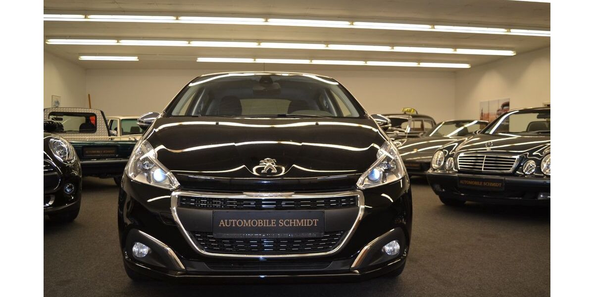 Peugeot 208 100.000 km 9.250 &euro; Mülheim-Speldorf 45478