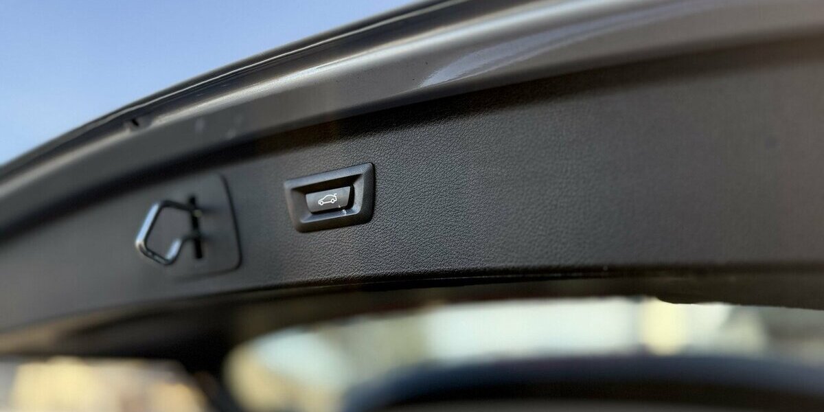 BMW 218 Active Tourer Automatik / PANO / LED / 1.Hd 65.000 km 16.780 &euro; Mönchengladbach 41066