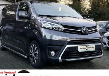 Toyota Proace (Verso) 108.000 km 15.490 &euro; Mönchengladbach 41066