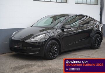 Tesla Model Y 54.243 km 34.850 &euro; Mönchengladbach 41236