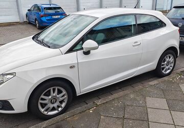 Seat Ibiza 150.000 km 2.990 &euro; Düsseldorf 40472