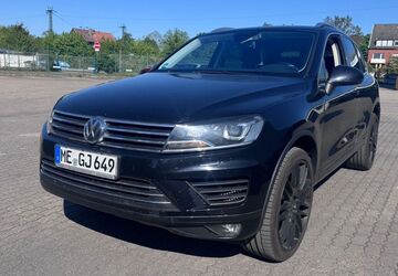 VW Touareg 179.537 km 15.900 &euro; Ratingen 40885