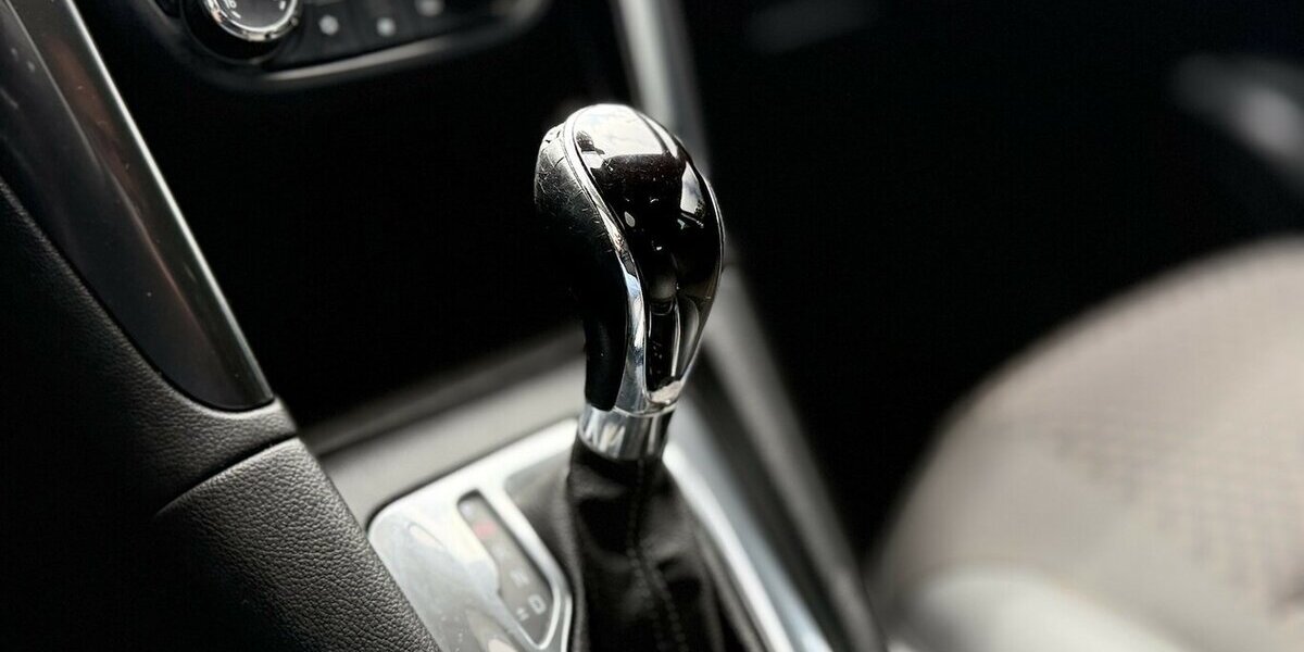 Opel Zafira Innovation / Automatik / Navi / 7 Sitze 95.000 km 14.390 &euro; Mönchengladbach 41066