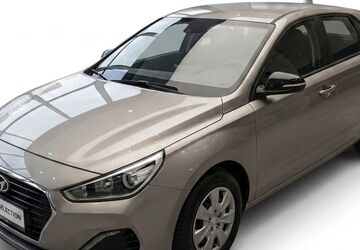 Hyundai i30 97.000 km 9.999 &euro; DÜSSELDORF 40589