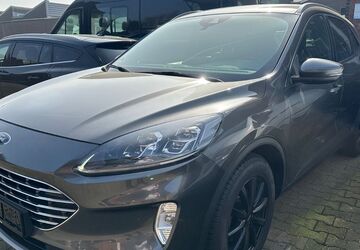 Ford Kuga 112.800 km 15.880 &euro; Düsseldorf 40549