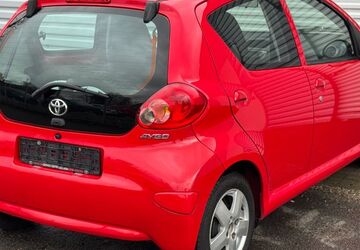 Toyota Aygo (X) 108.220 km 3.890 &euro; Solingen 42719