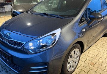 Kia Rio 82.000 km 7.450 &euro; mettmann 40822