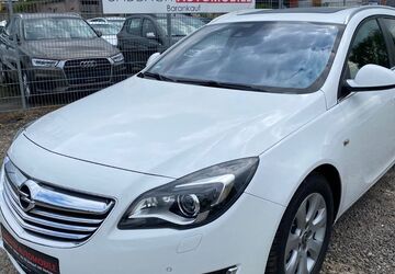 Opel Insignia 95.000 km 8.990 &euro; Düsseldorf 40231